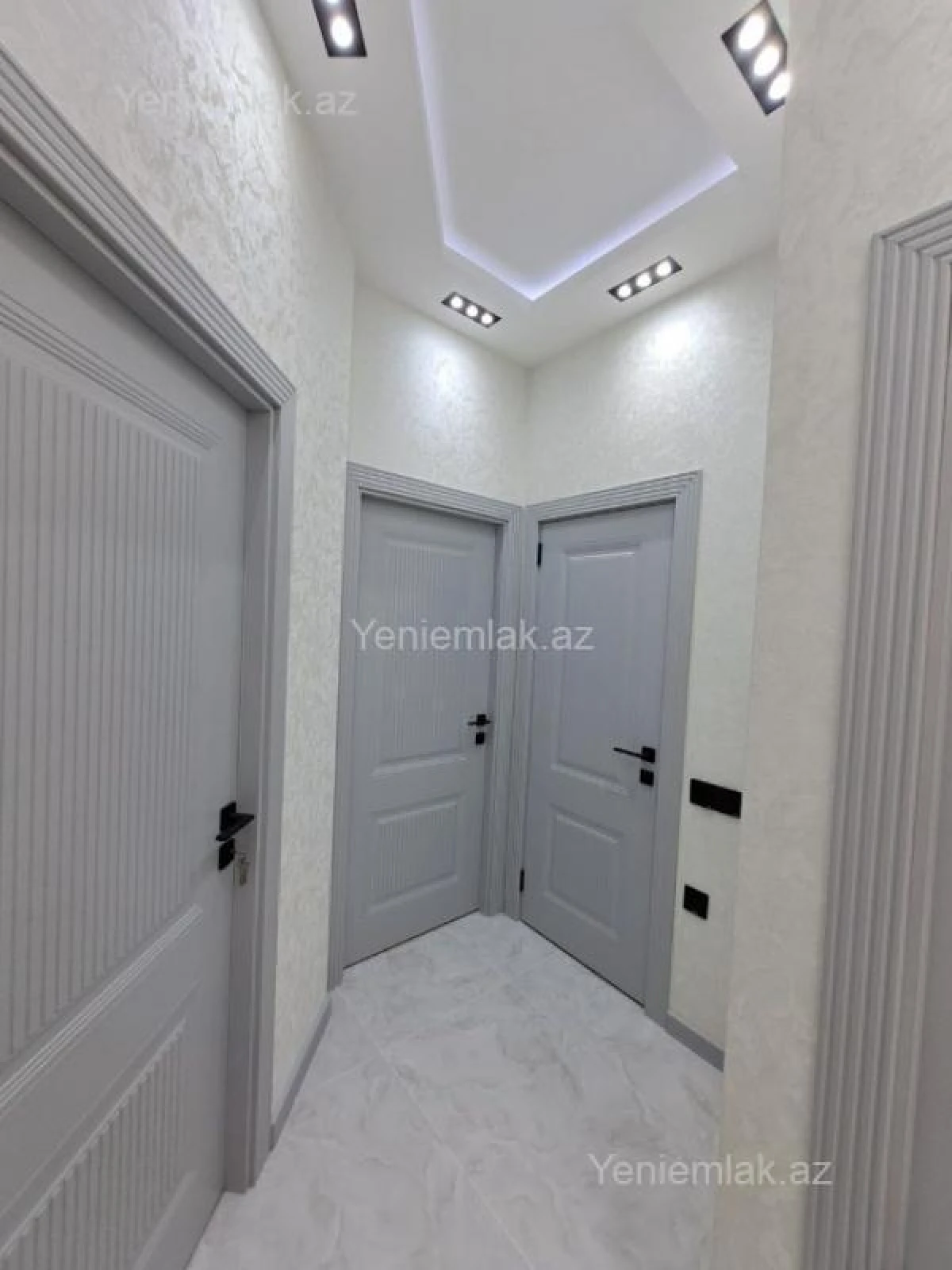 Satılır 2 otaqlı yeni tikili 55 m²