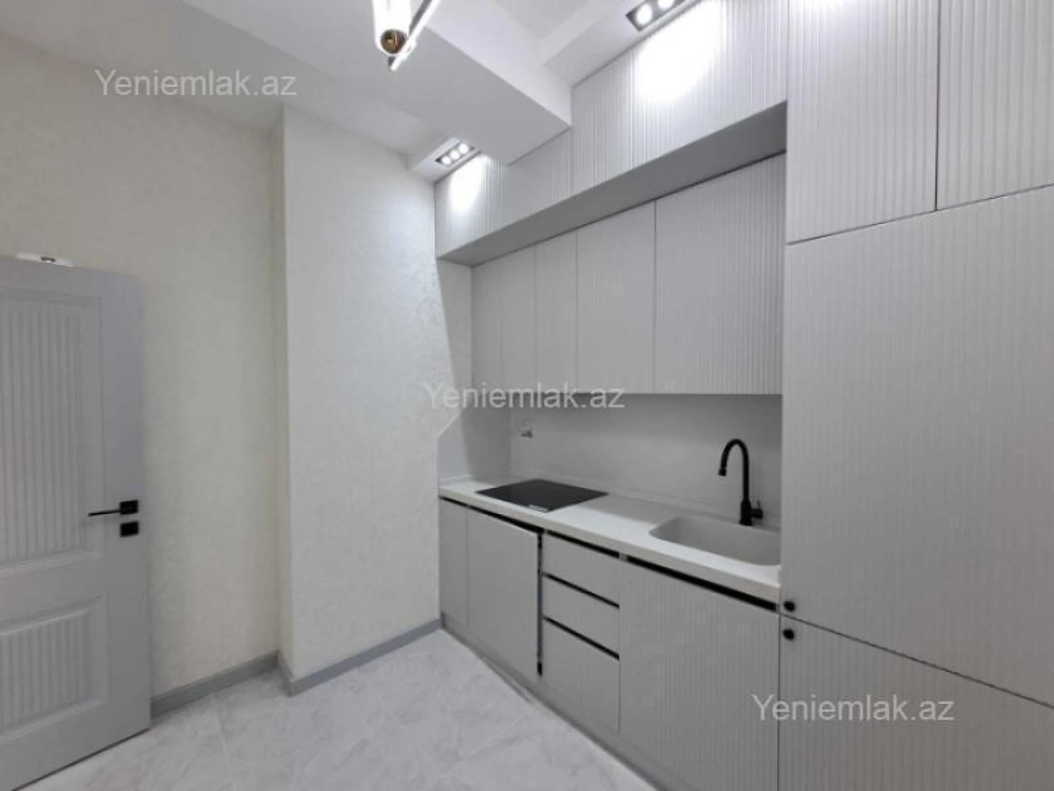 Satılır 2 otaqlı yeni tikili 55 m²