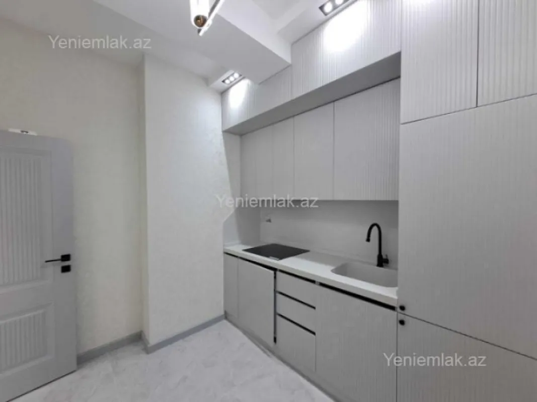 Satılır 2 otaqlı yeni tikili 55 m²