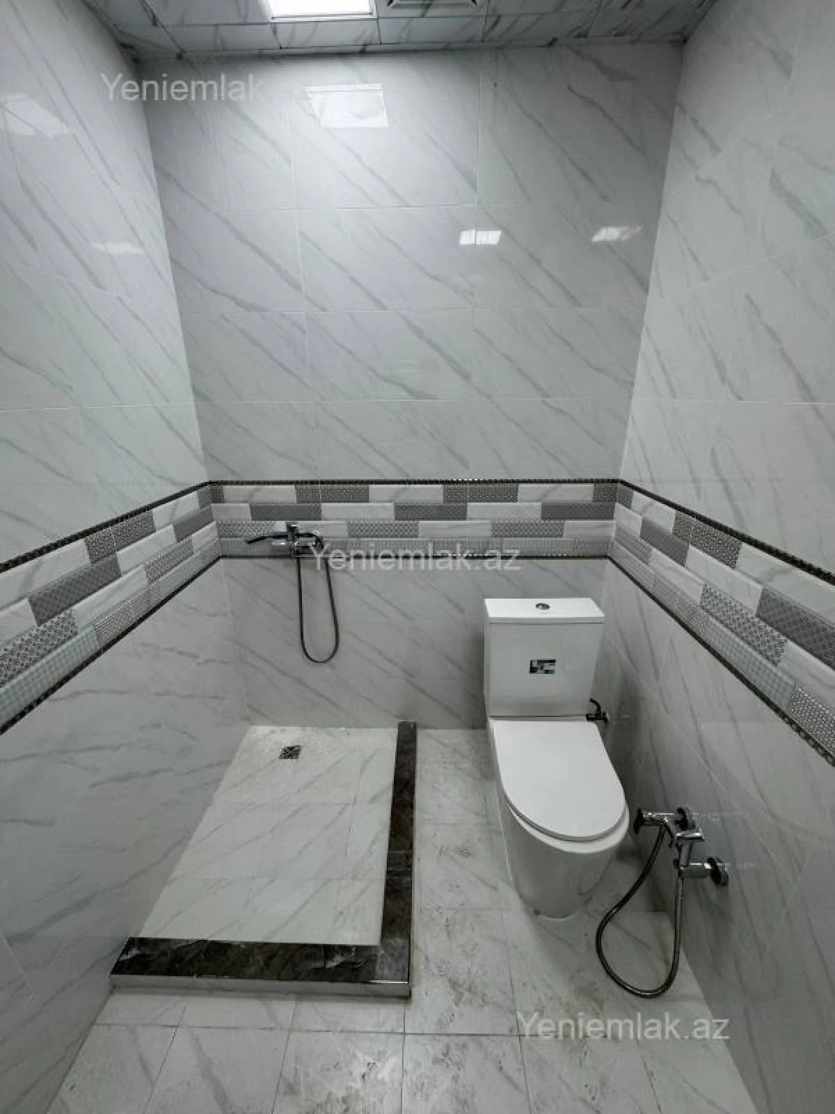 Satılır 3 otaqlı yeni tikili 65 m²