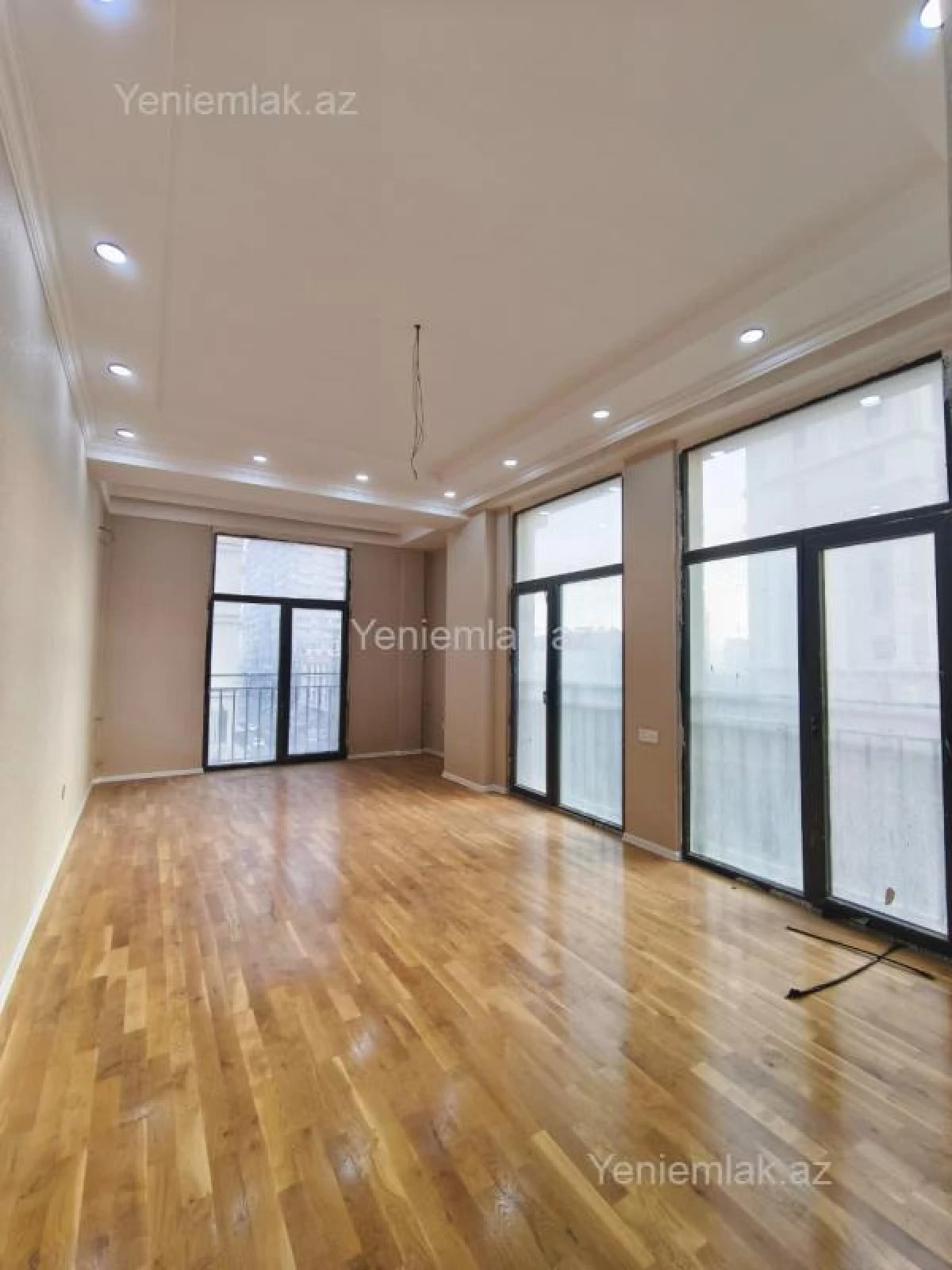 Satılır 4 otaqlı yeni tikili 148 m²