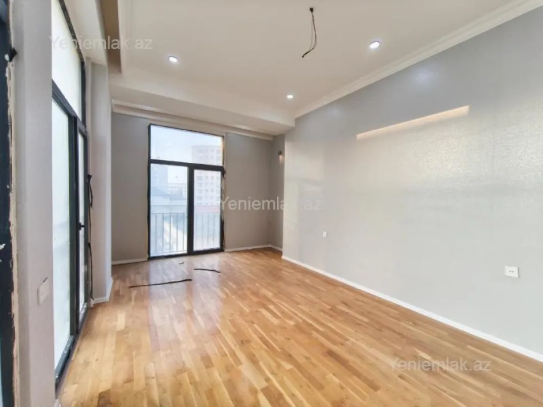 Satılır 4 otaqlı yeni tikili 148 m²