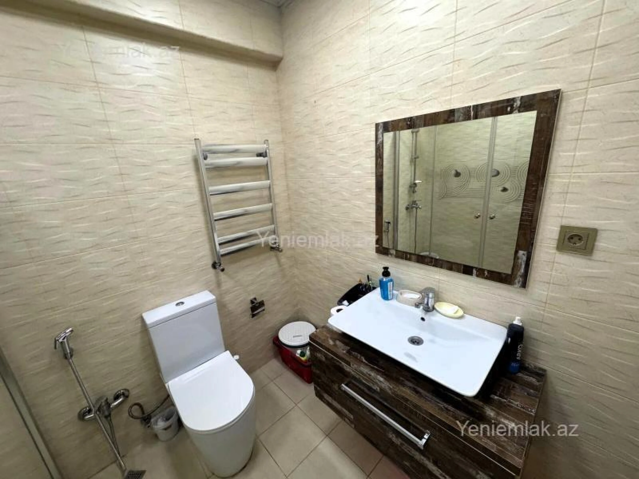 Satılır 3 otaqlı yeni tikili 127 m²