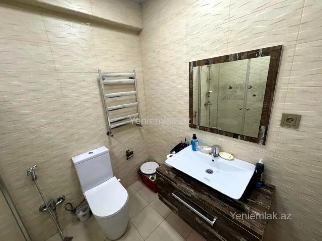 Satılır 3 otaqlı yeni tikili 127 m²