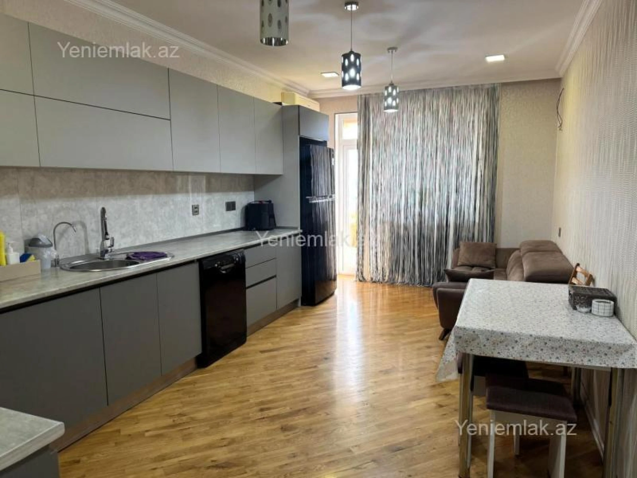 Satılır 3 otaqlı yeni tikili 127 m²