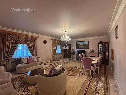 Satılır 10 otaqlı həyət evi 550 m²