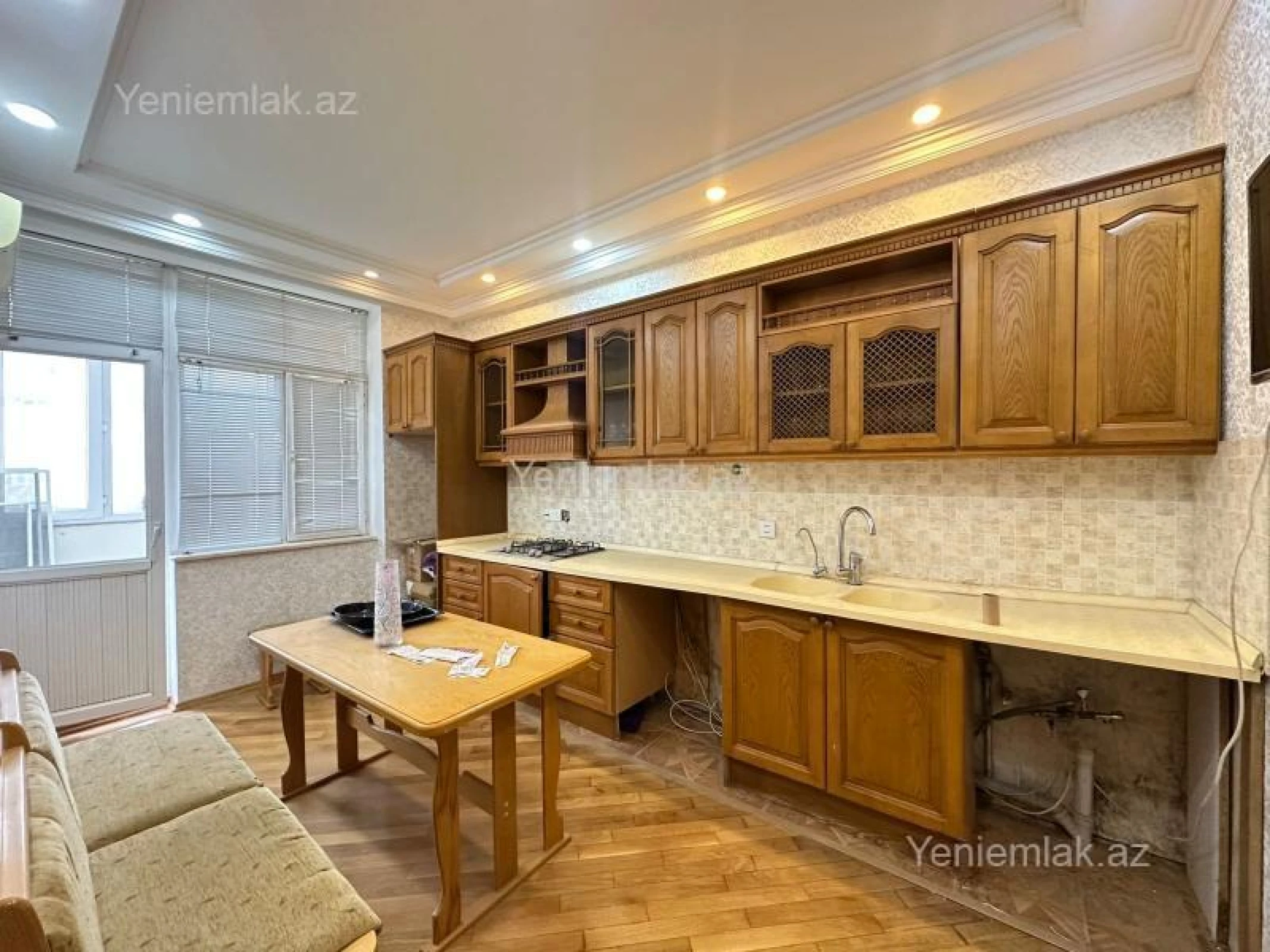 Satılır 4 otaqlı yeni tikili 120 m²