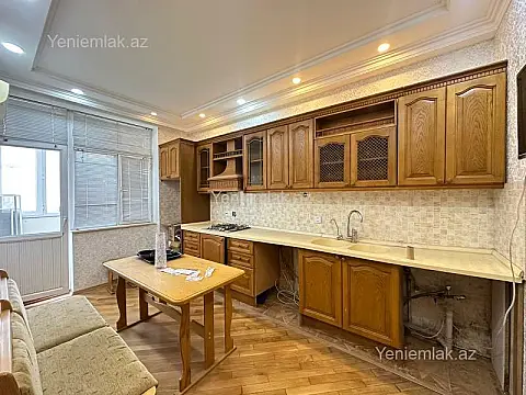 Satılır 4 otaqlı yeni tikili 120 m²