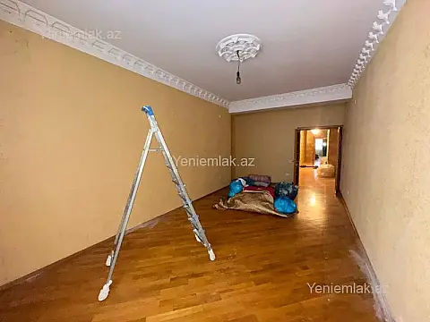 Satılır 4 otaqlı yeni tikili 120 m²