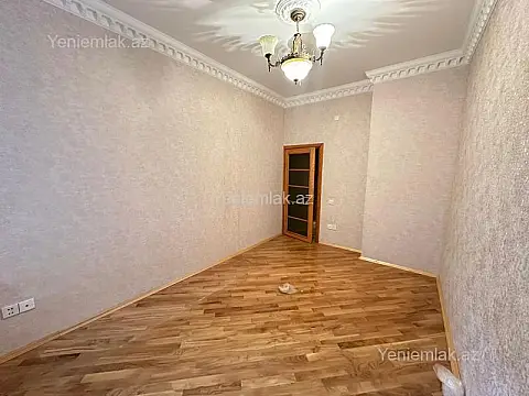 Satılır 4 otaqlı yeni tikili 120 m²