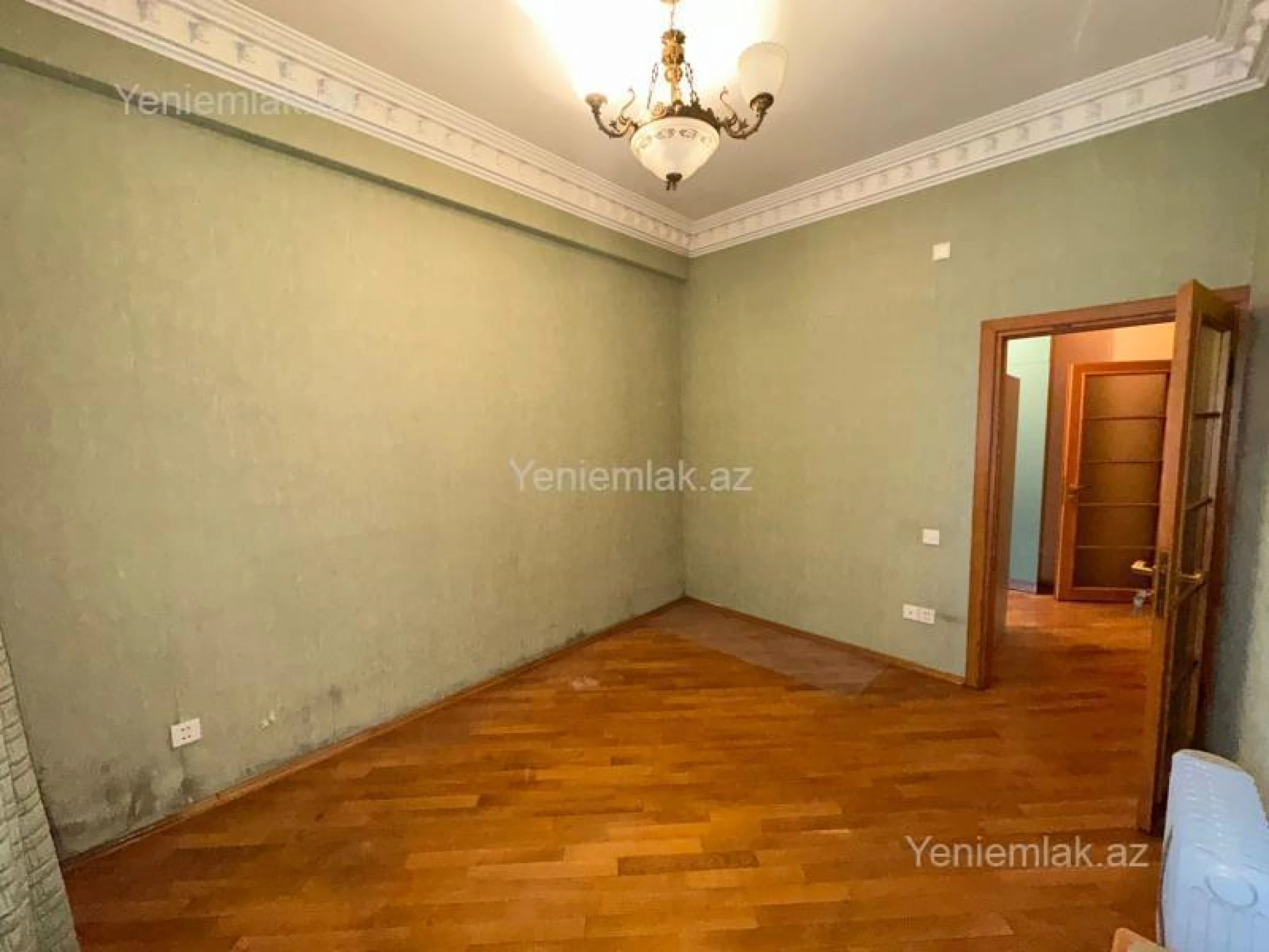 Satılır 4 otaqlı yeni tikili 120 m²