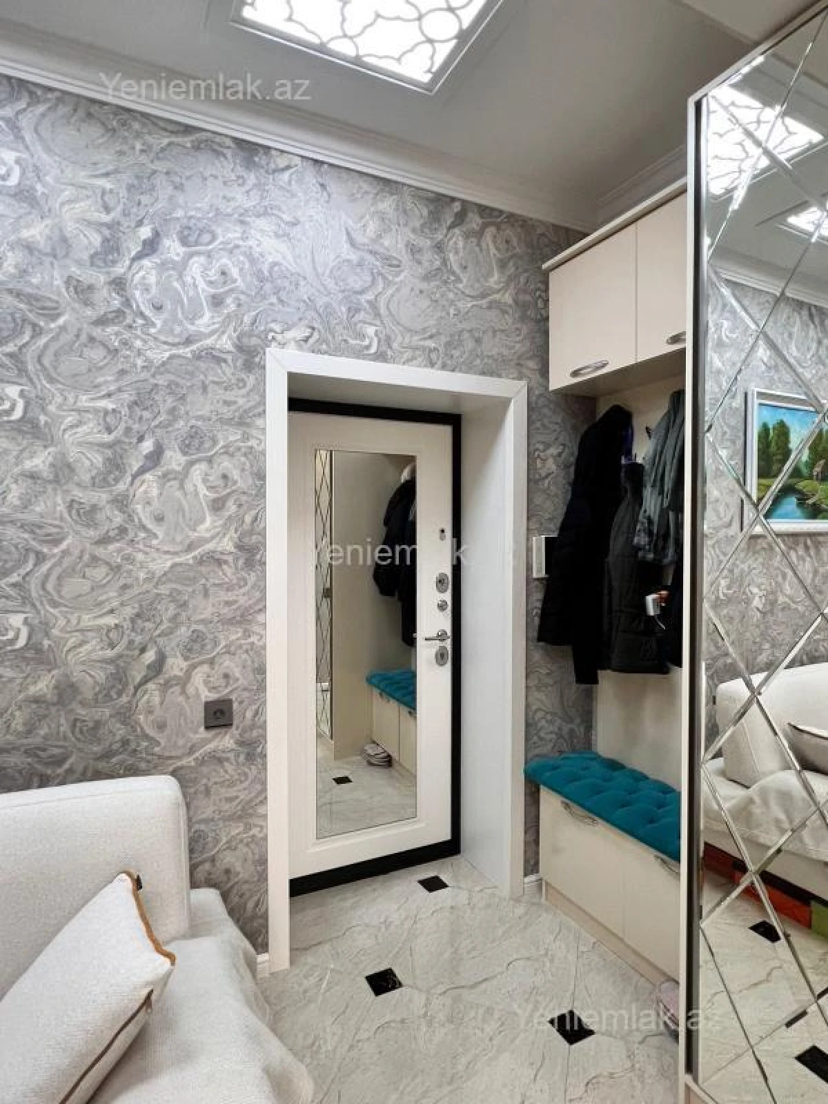 Satılır 2 otaqlı yeni tikili 93 m²