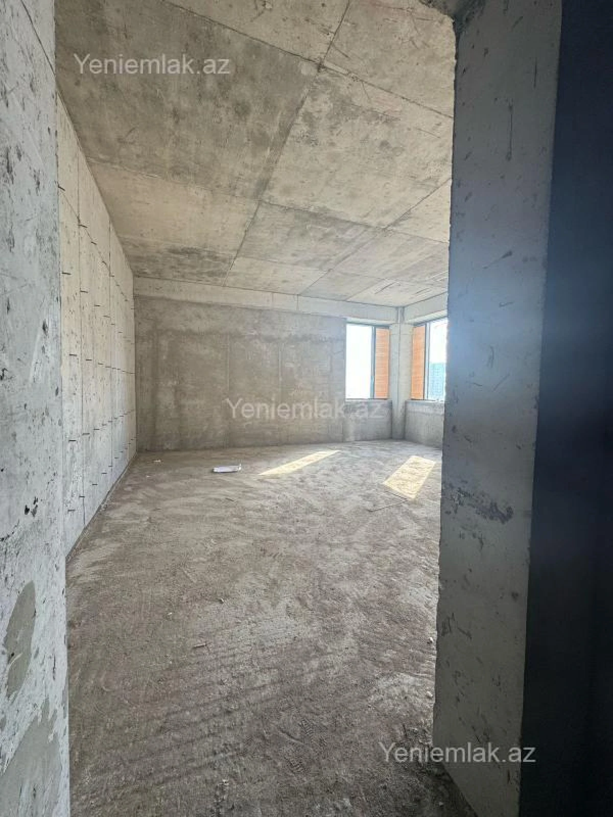 Satılır 3 otaqlı yeni tikili 118.7 m²