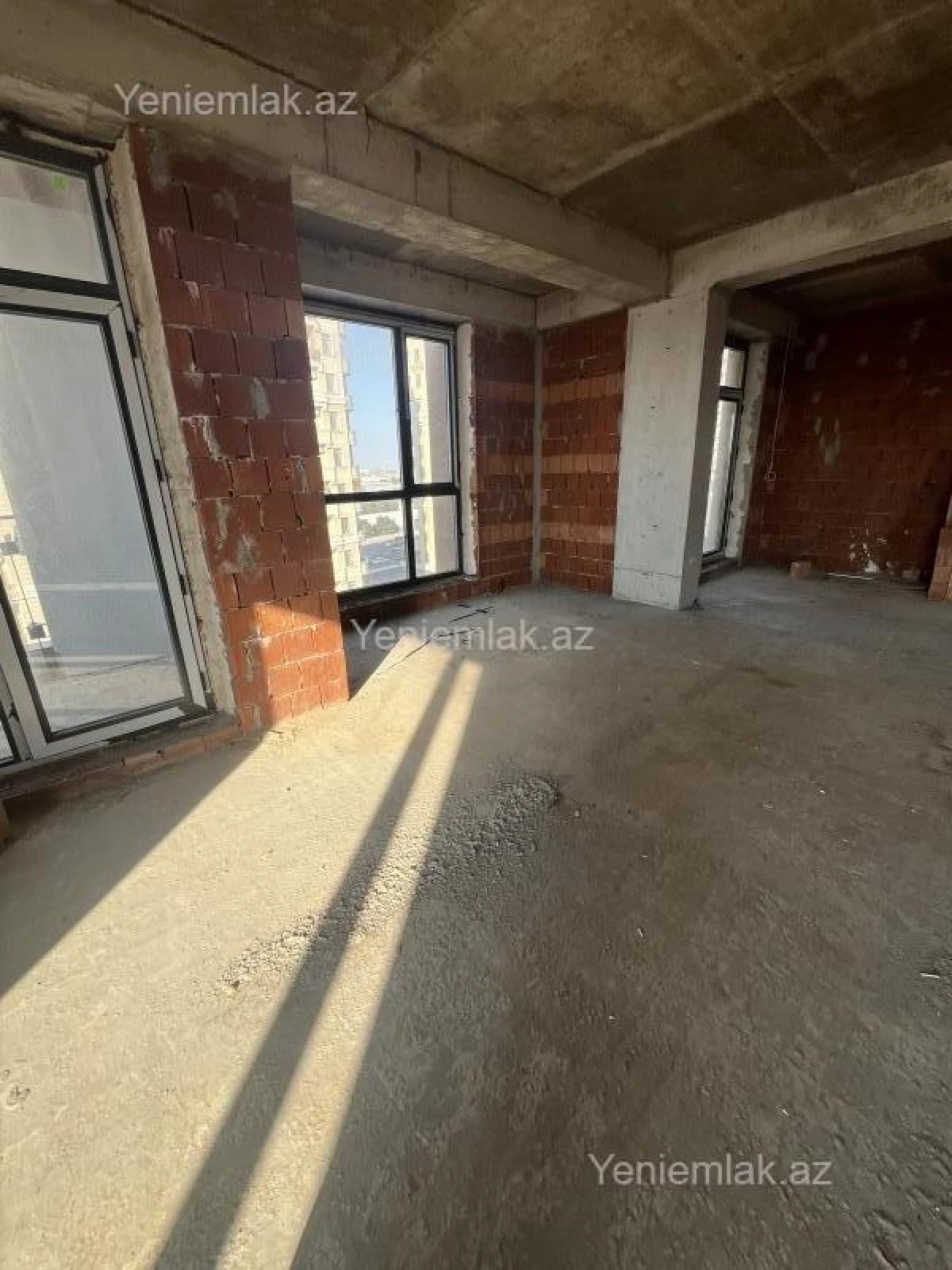 Satılır 3 otaqlı yeni tikili 96 m²
