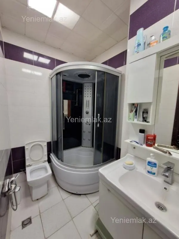 Satılır 3 otaqlı yeni tikili 100 m²