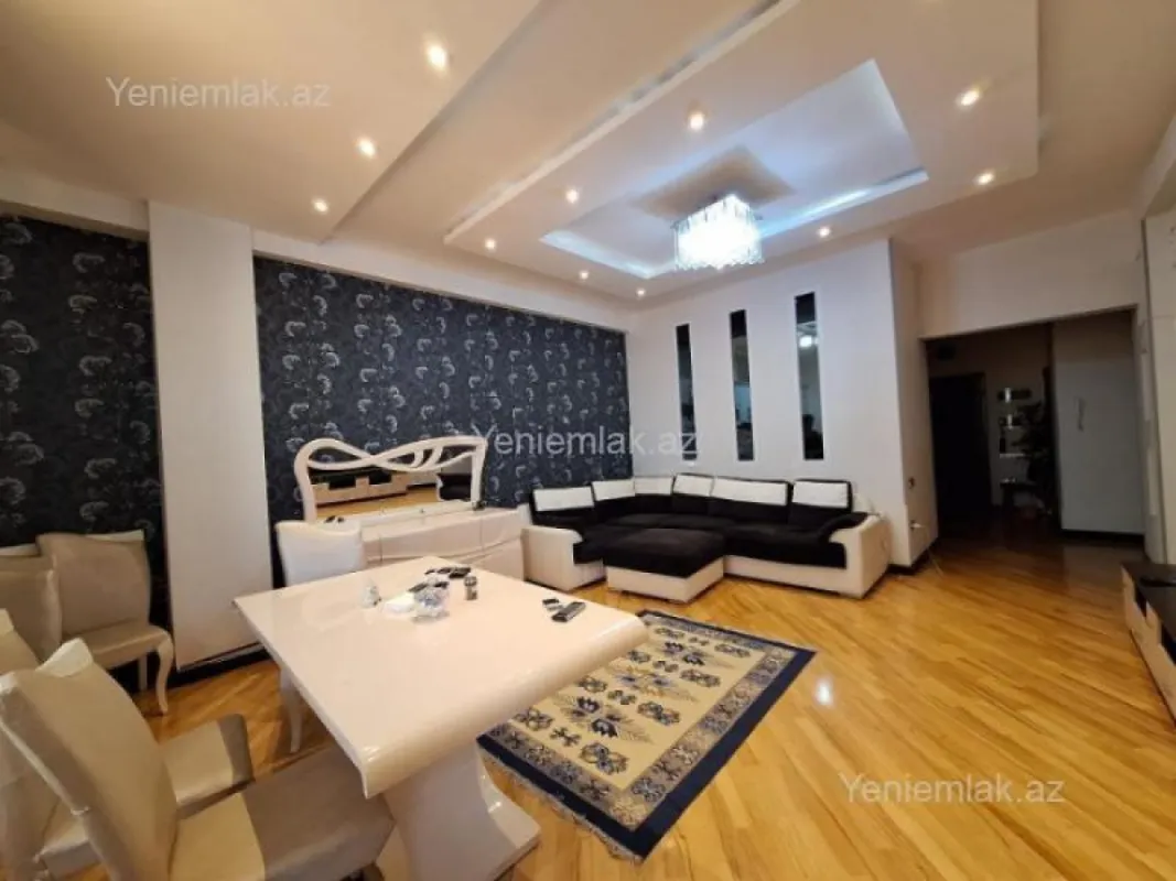 Satılır 3 otaqlı yeni tikili 100 m²