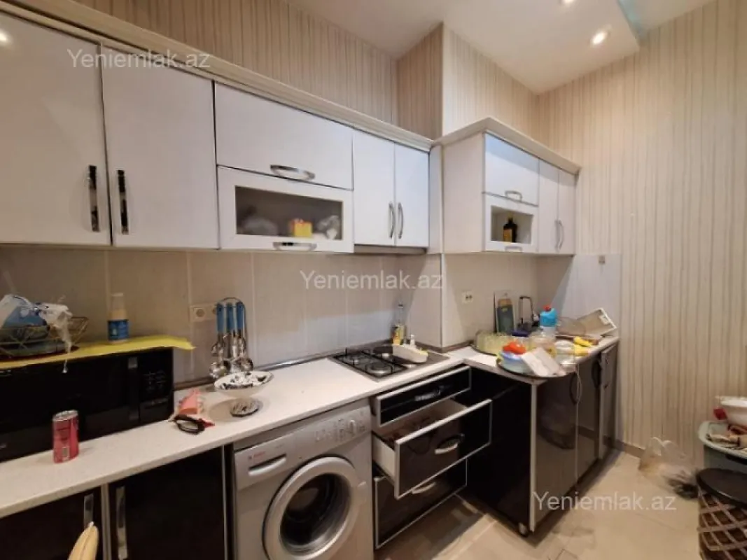 Satılır 3 otaqlı yeni tikili 100 m²