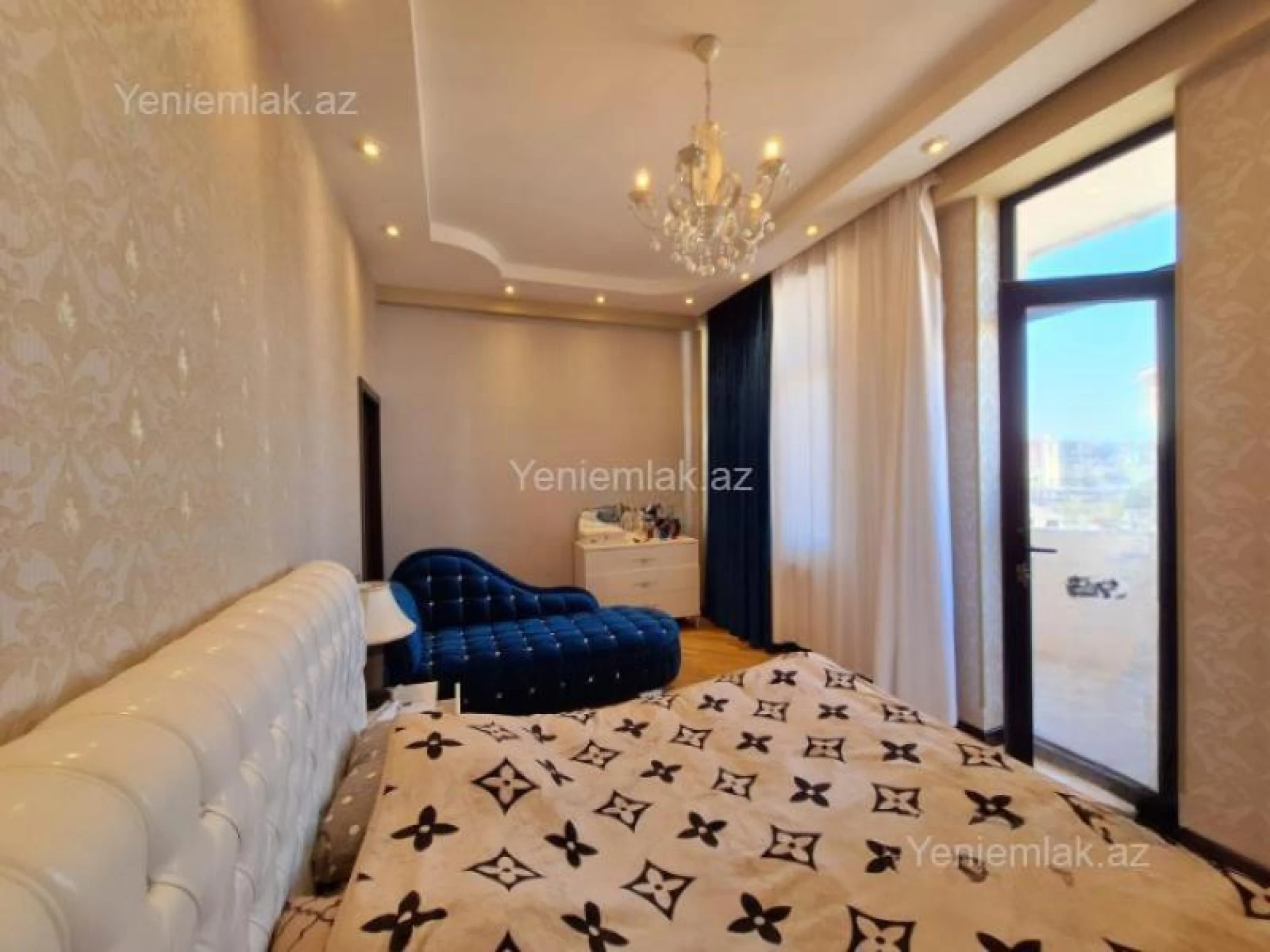 Satılır 3 otaqlı yeni tikili 100 m²