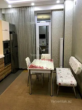 Satılır 3 otaqlı yeni tikili 120 m²