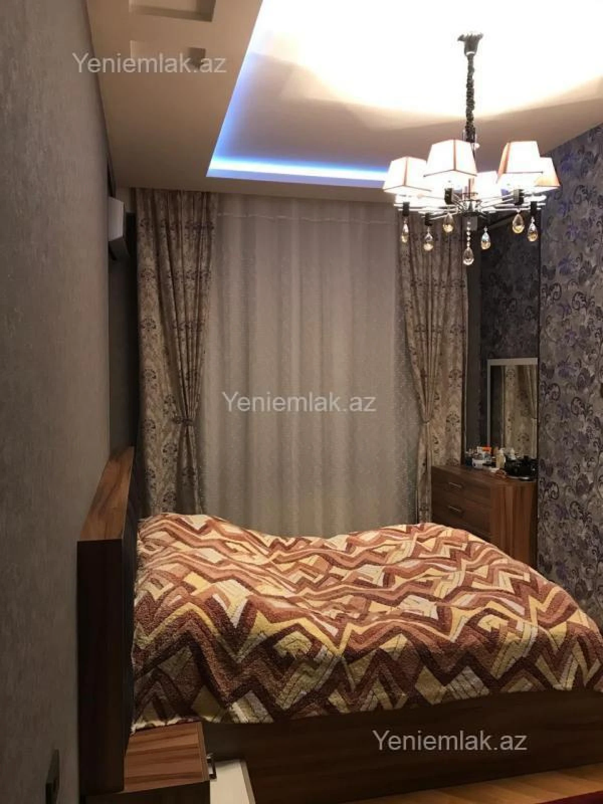 Satılır 3 otaqlı yeni tikili 120 m²