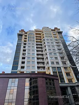 Satılır 3 otaqlı yeni tikili 120 m²