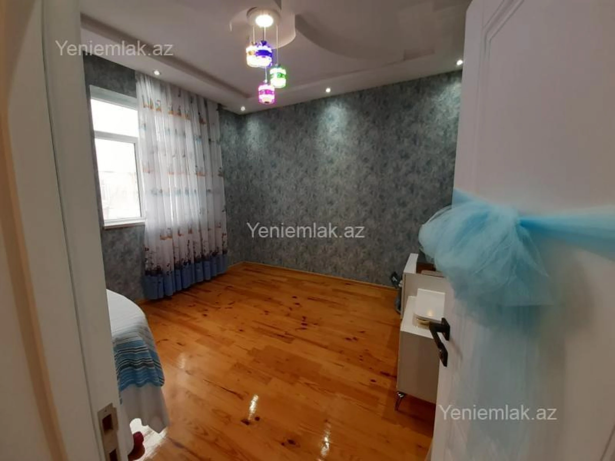 Satılır 6 otaqlı həyət evi 160 m²