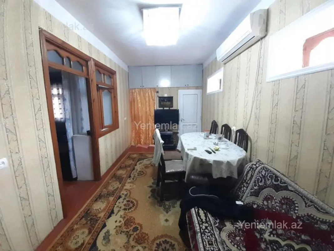 Satılır 6 otaqlı həyət evi 160 m²