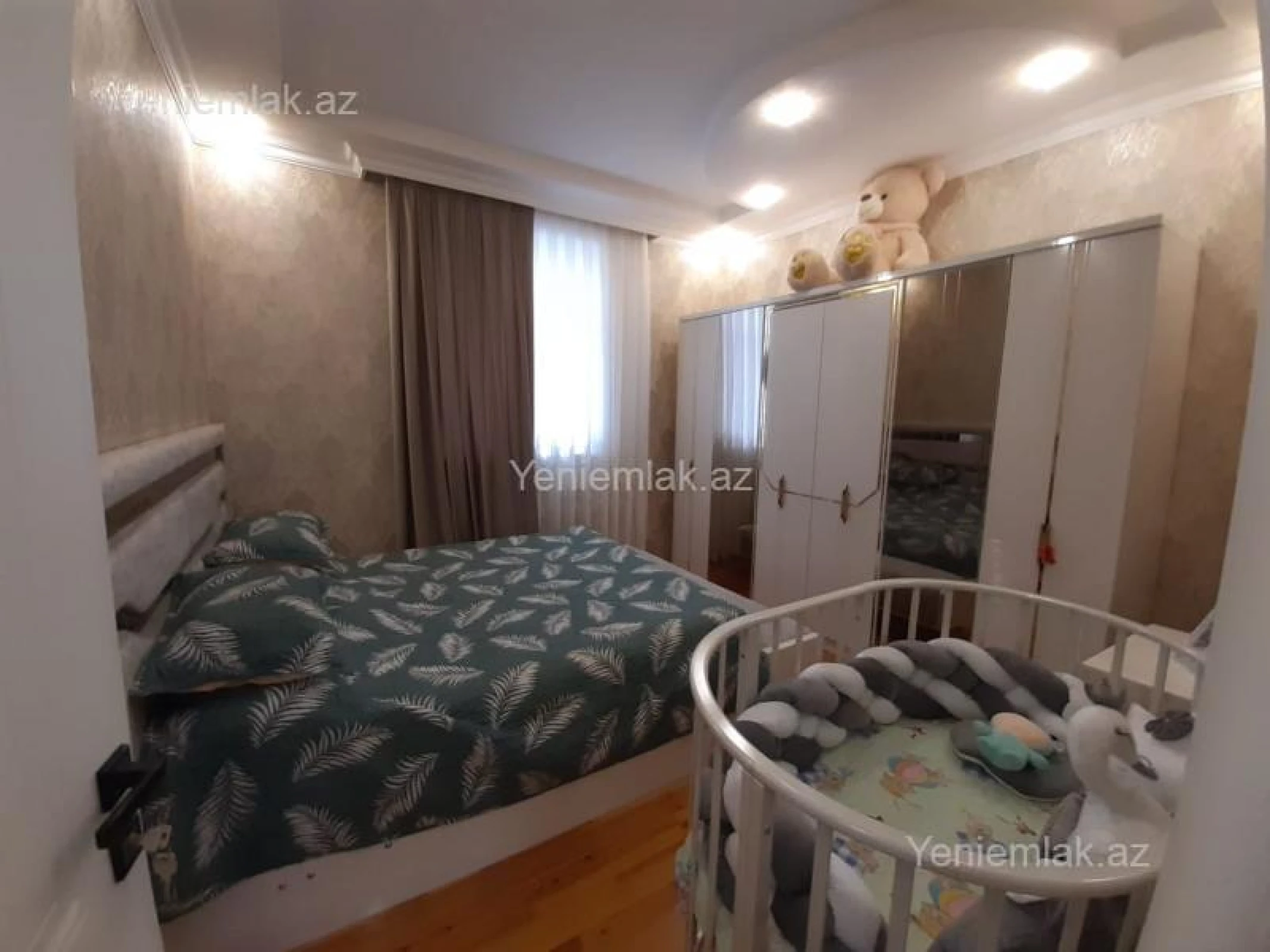 Satılır 6 otaqlı həyət evi 160 m²
