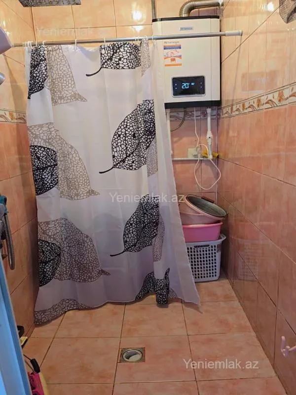 Satılır 2 otaqlı köhnə tikili 53 m²