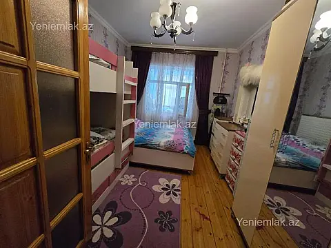 Satılır 2 otaqlı köhnə tikili 53 m²