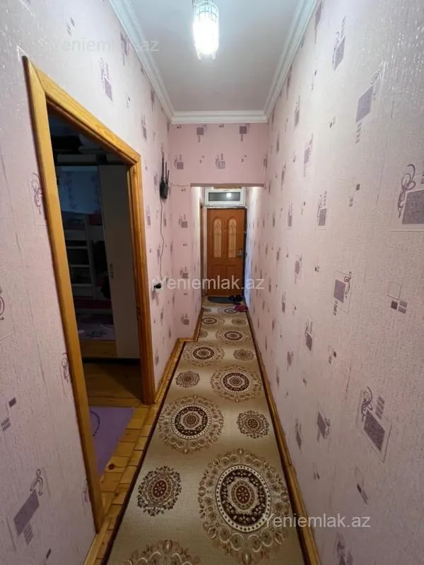 Satılır 2 otaqlı köhnə tikili 53 m²