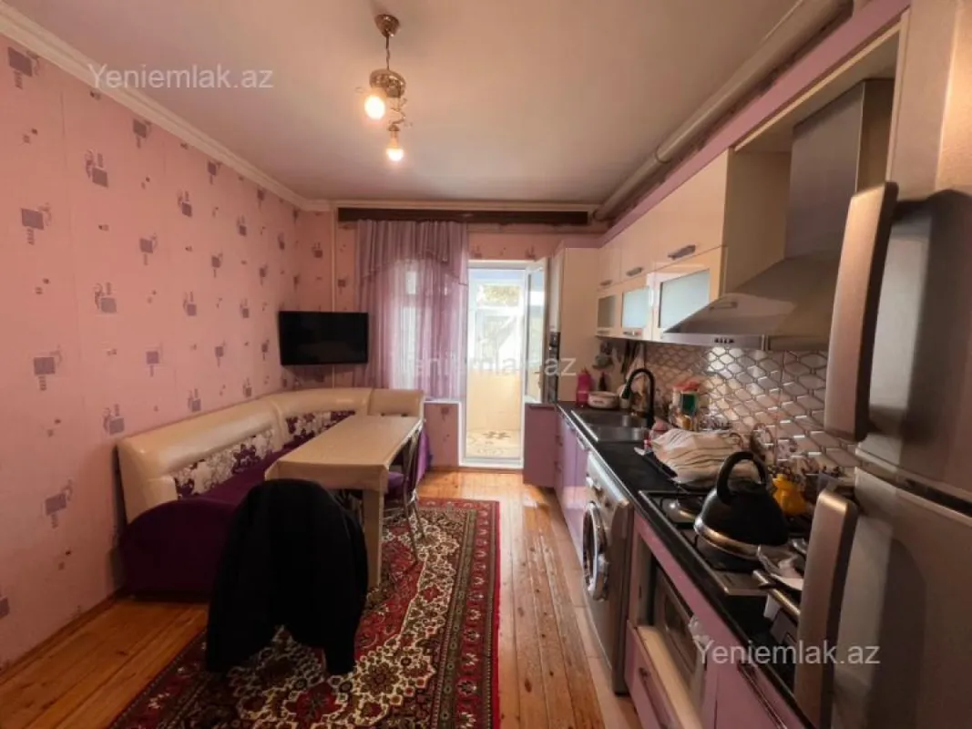 Satılır 2 otaqlı köhnə tikili 53 m²