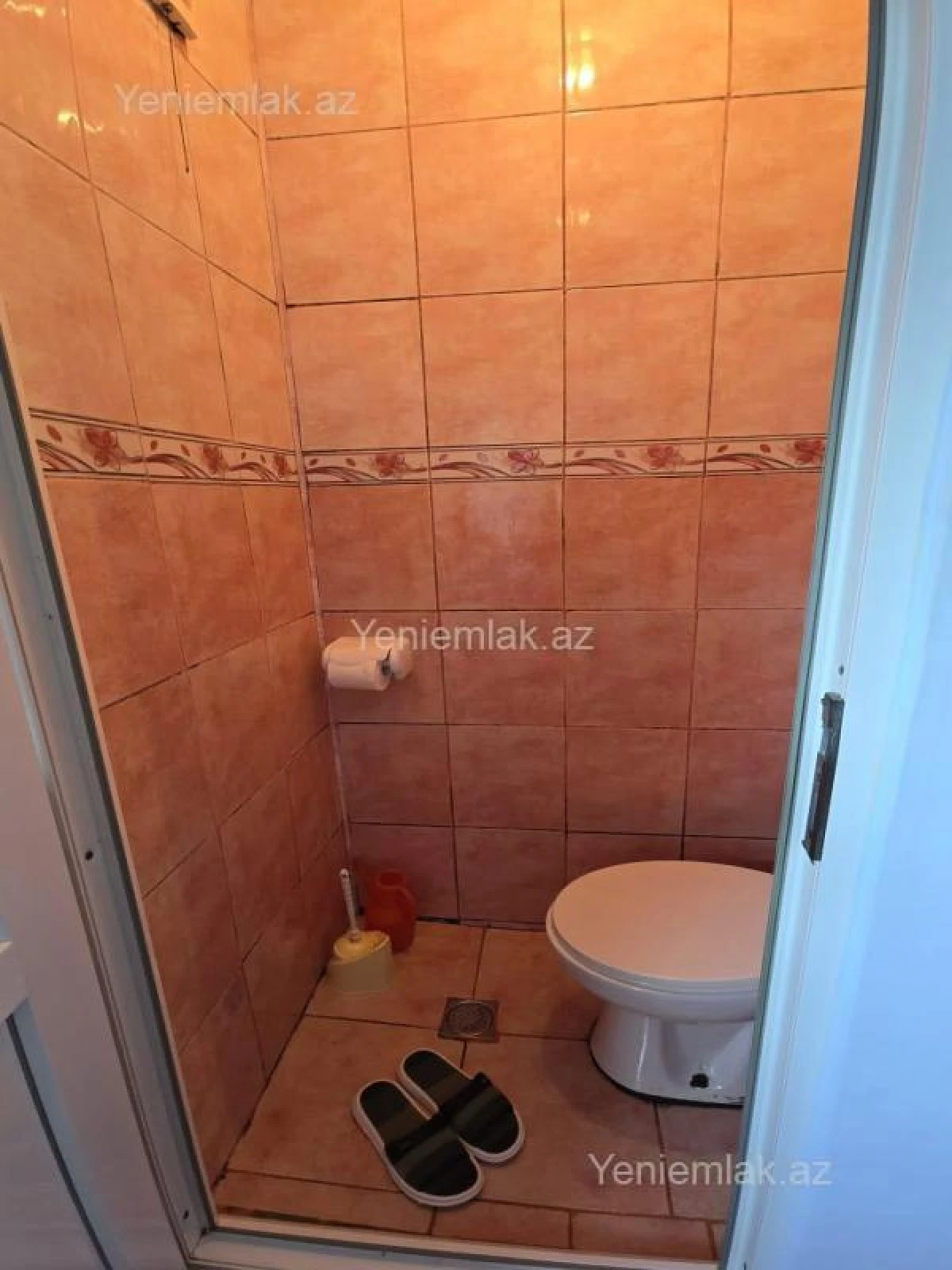 Satılır 2 otaqlı köhnə tikili 53 m²