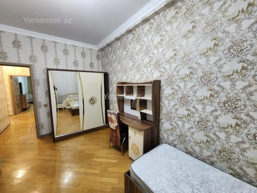 Satılır 3 otaqlı yeni tikili 90 m²