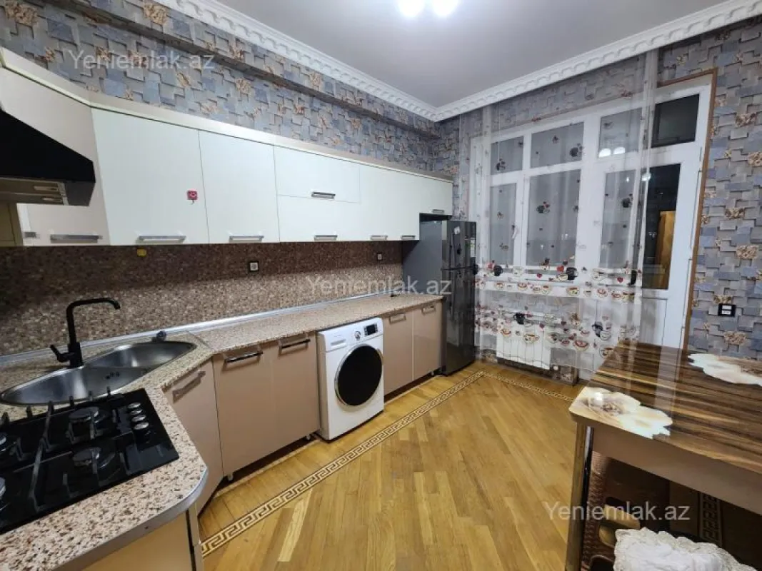 Satılır 3 otaqlı yeni tikili 90 m²
