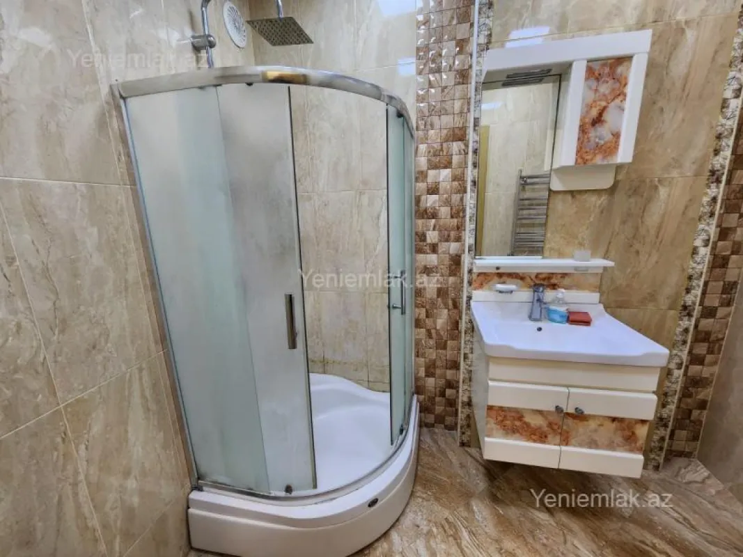 Satılır 3 otaqlı yeni tikili 90 m²