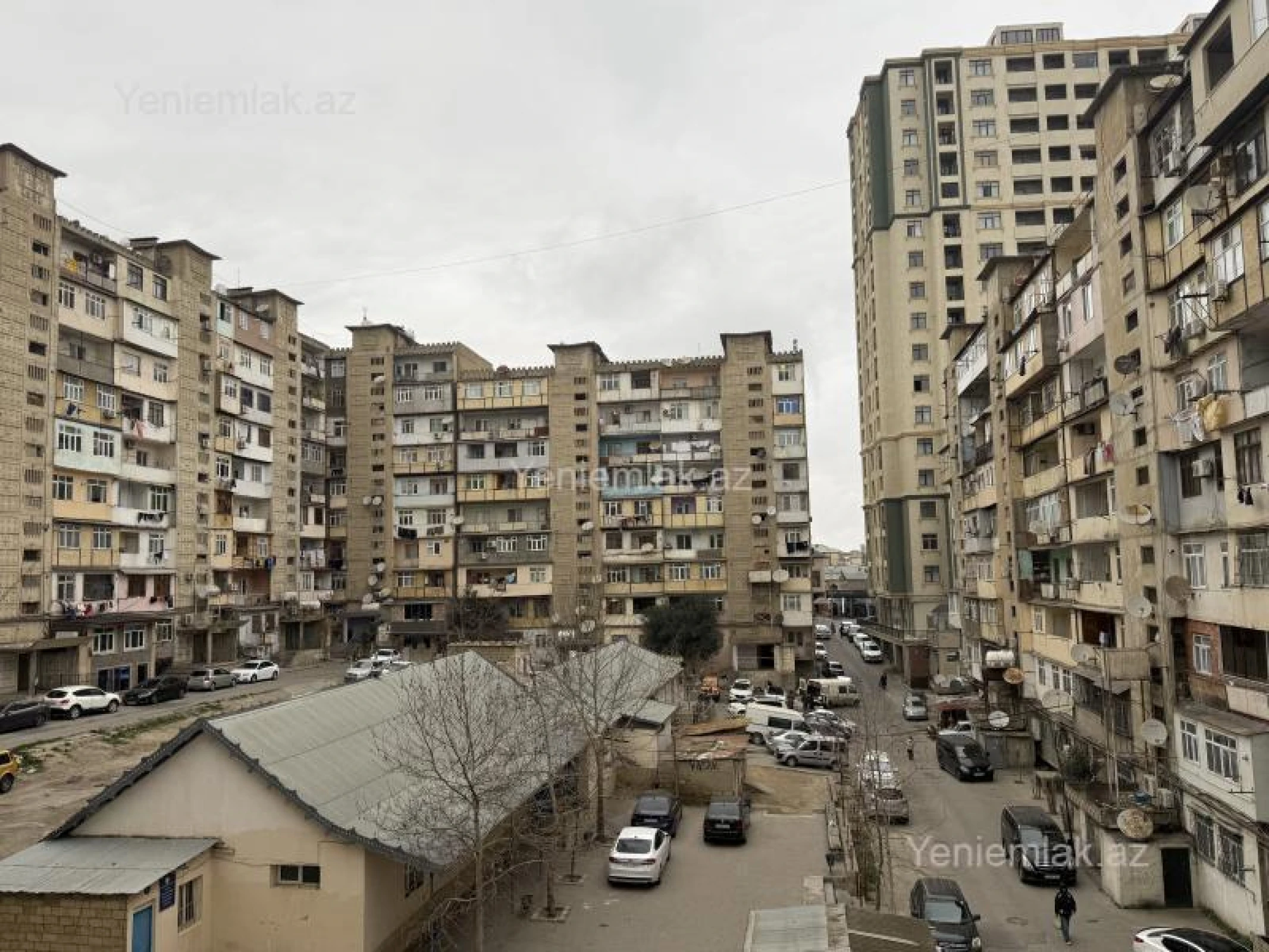 Satılır 2 otaqlı köhnə tikili 45 m²
