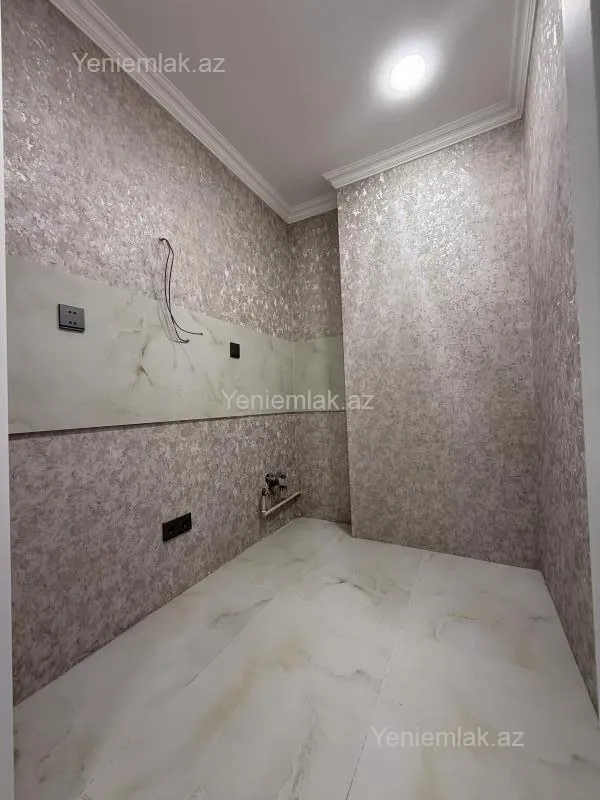 Satılır 2 otaqlı köhnə tikili 45 m²