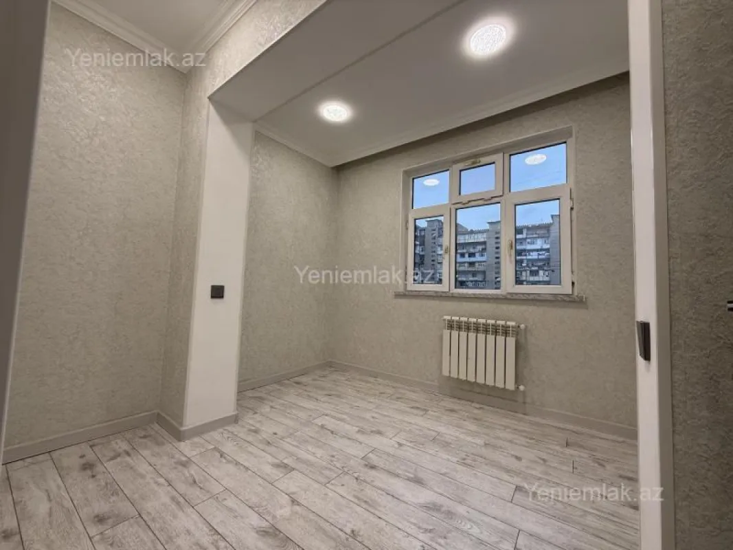 Satılır 2 otaqlı köhnə tikili 45 m²