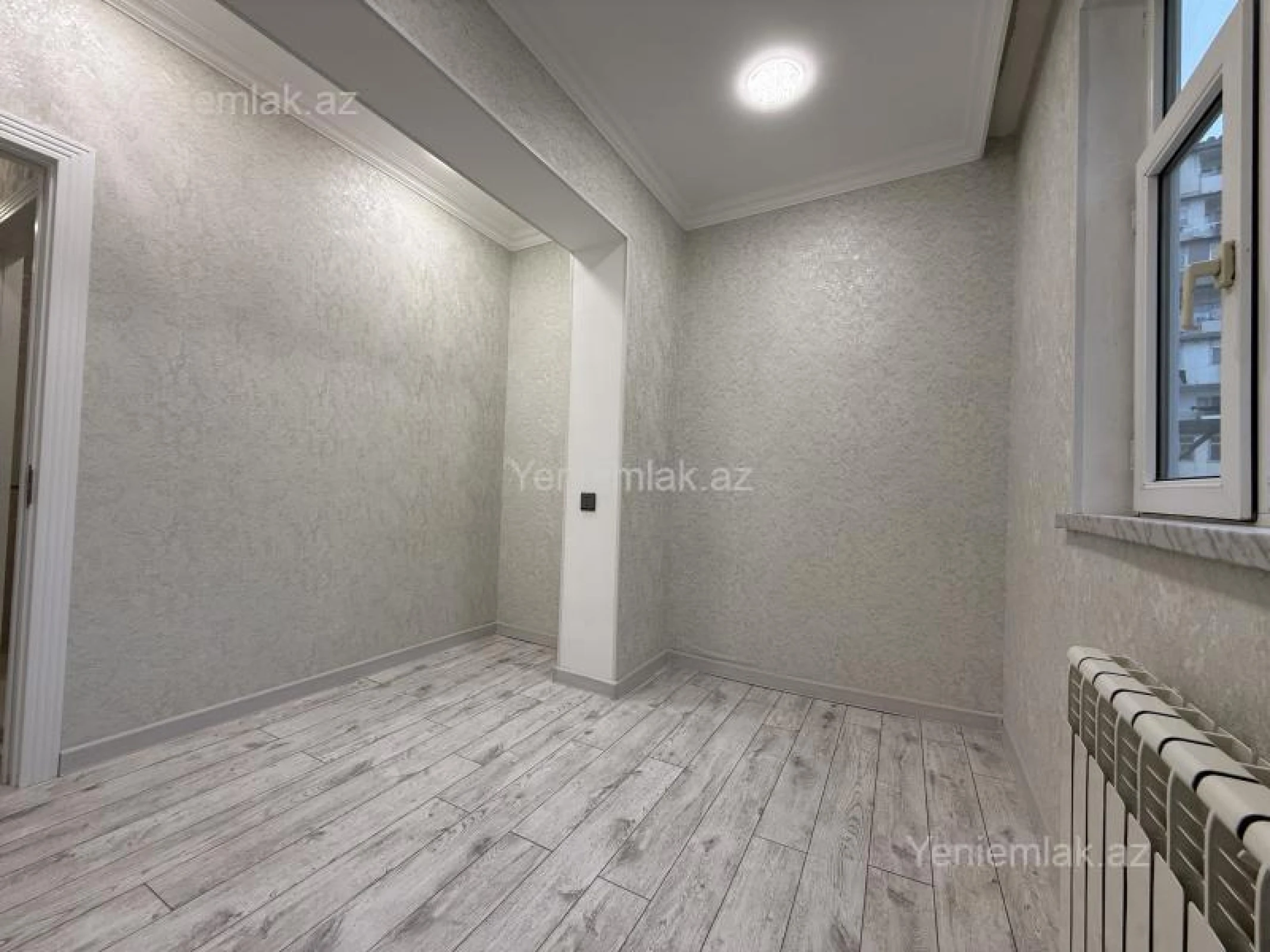 Satılır 2 otaqlı köhnə tikili 45 m²