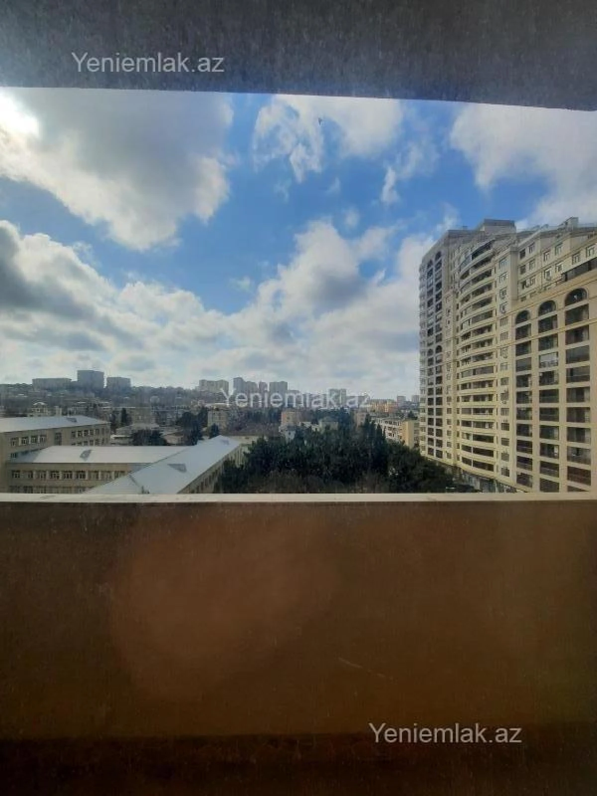 Satılır 2 otaqlı yeni tikili 101 m²