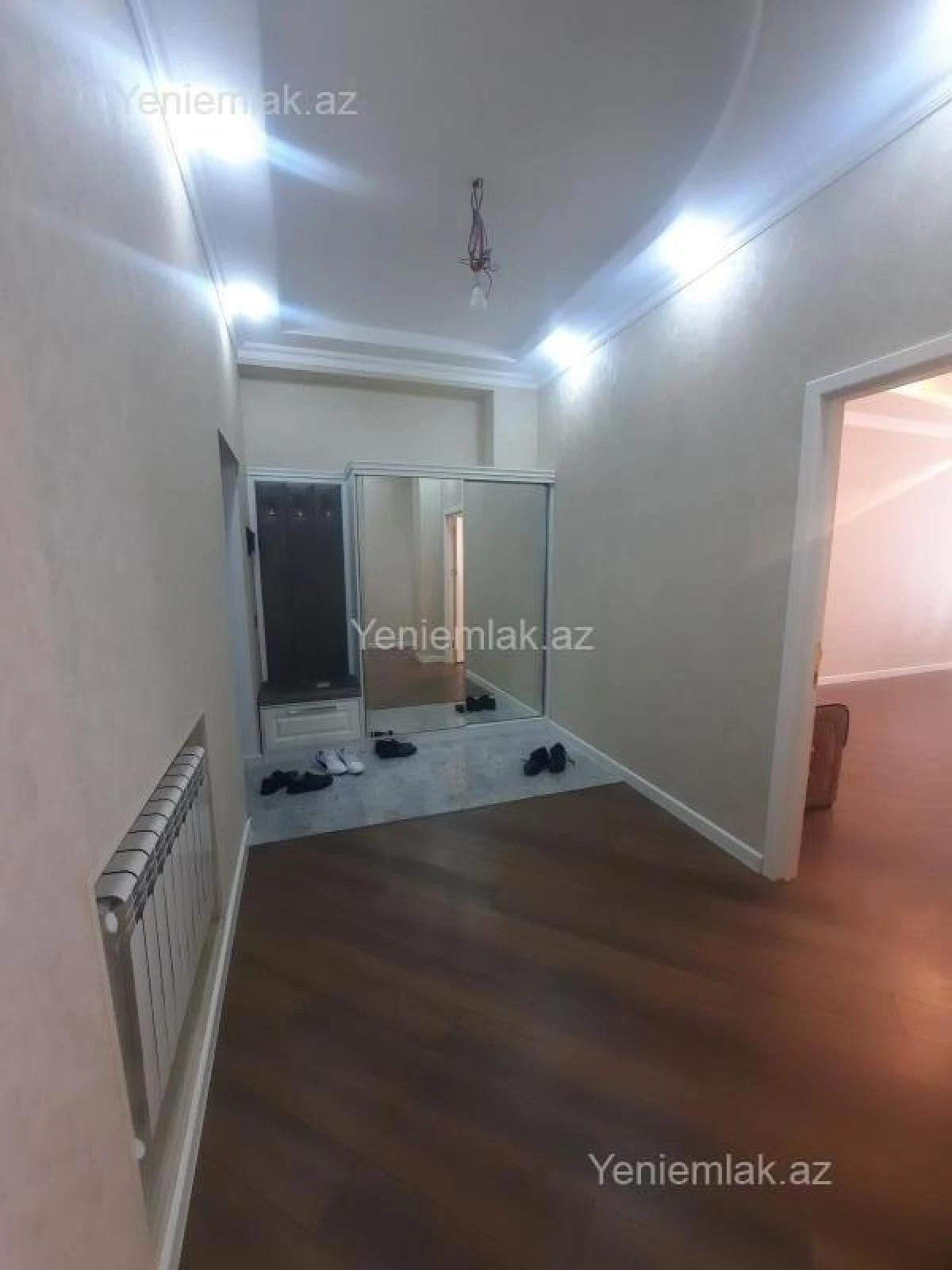Satılır 2 otaqlı yeni tikili 101 m²