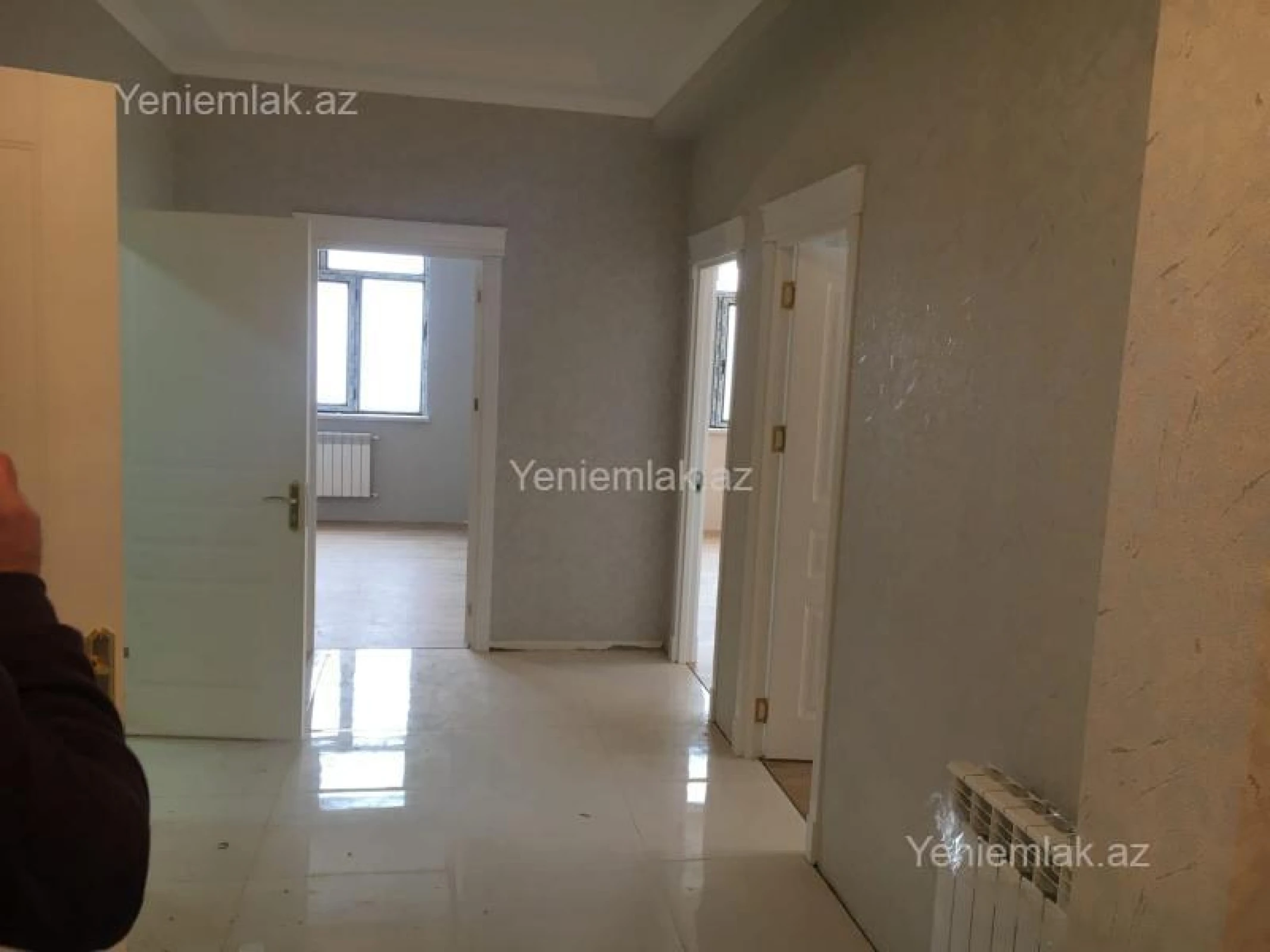 Satılır 3 otaqlı yeni tikili 105 m²