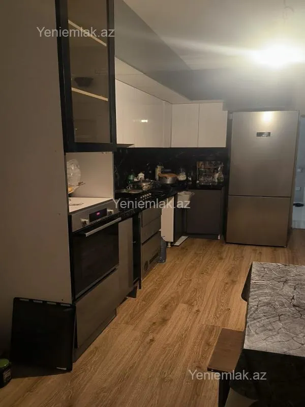 Satılır 3 otaqlı yeni tikili 105 m²
