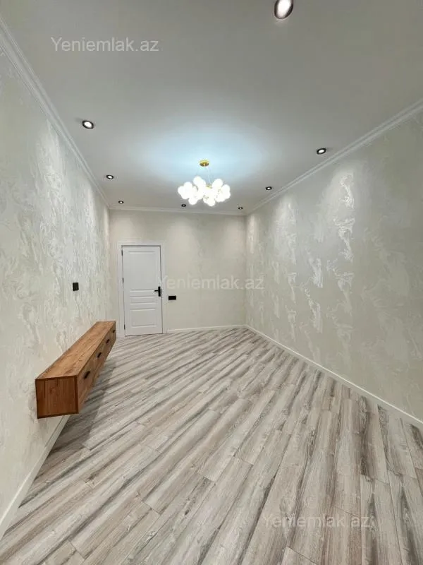 Satılır 2 otaqlı yeni tikili 68 m²