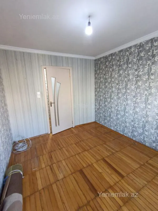 Satılır 2 otaqlı köhnə tikili 53 m²