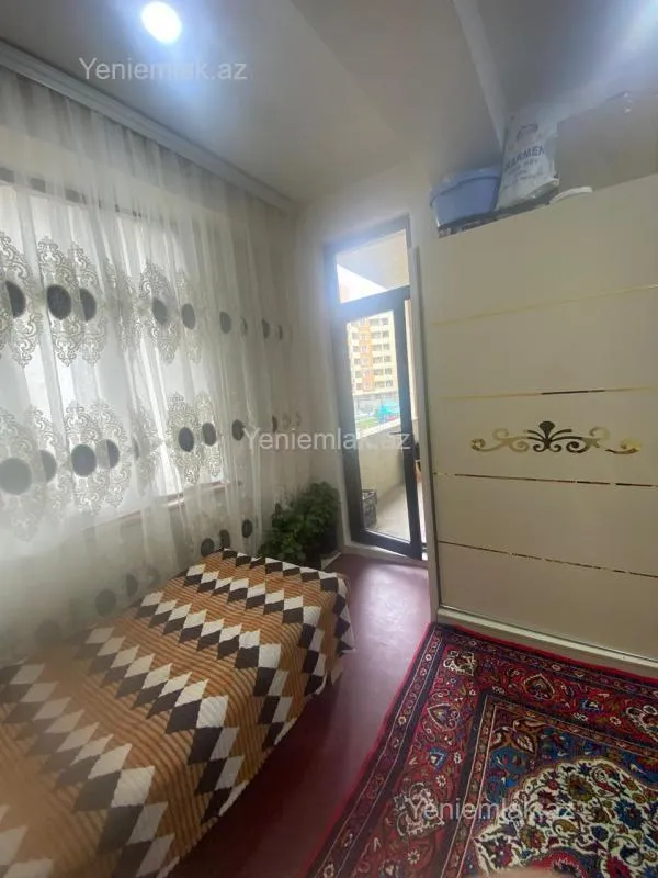 Satılır 3 otaqlı yeni tikili 80 m²