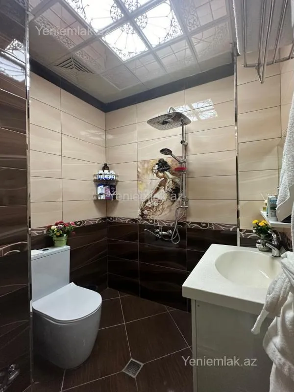 Satılır 3 otaqlı yeni tikili 70 m²