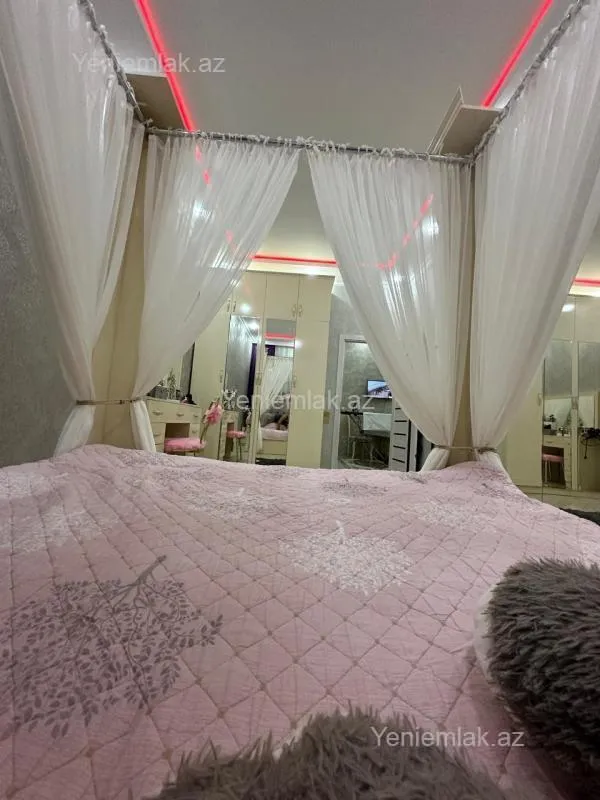 Satılır 3 otaqlı yeni tikili 70 m²