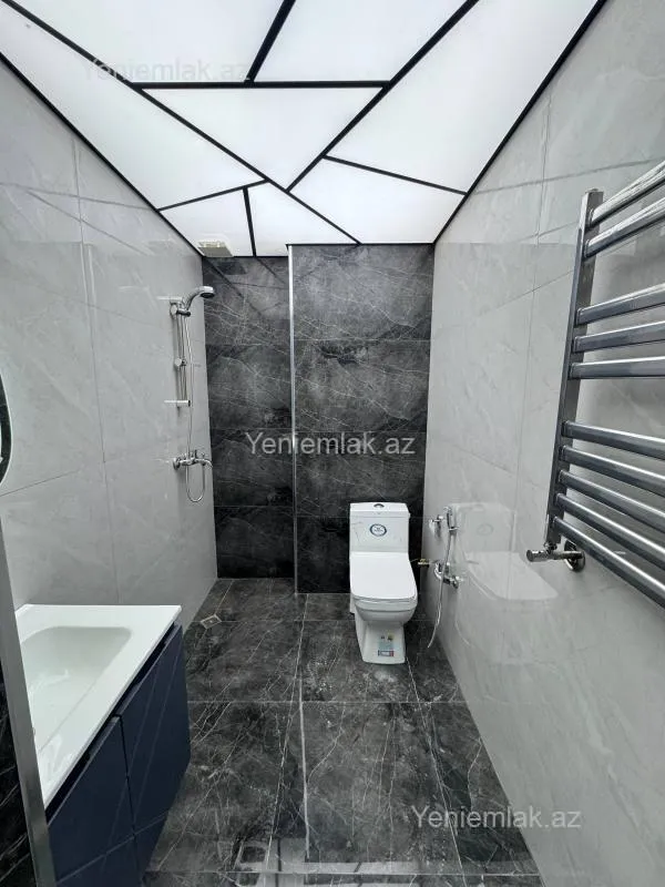 Satılır 2 otaqlı yeni tikili 58 m²